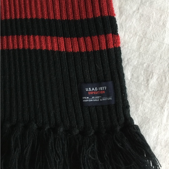 2/$25💙Men's American Eagle Long Scarf - Picture 2 of 4